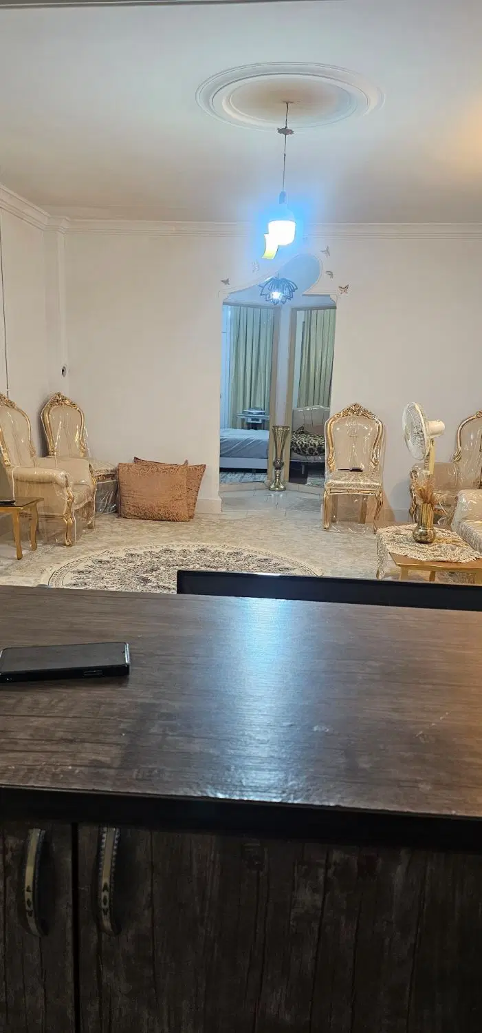 واحد ۸۰ متری سحر ۴۰ حاشیه ۴۵ متری