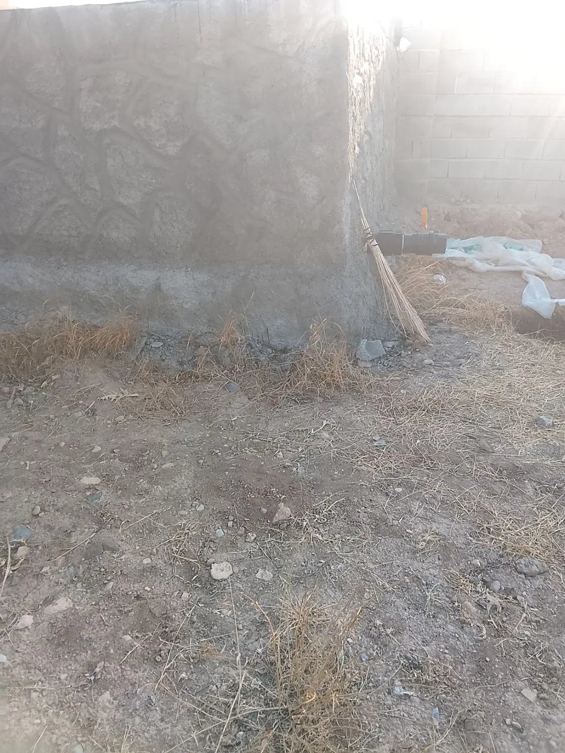 باغ حصارنیم ساعت آب چاه عمیق ۴۰۰مترزین آباد