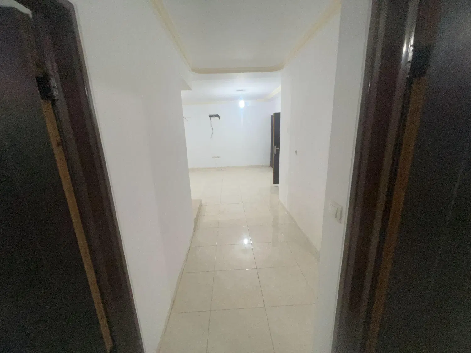 ۹۸متر دوخواب معلم آسانسور، پارکینگ و انباری