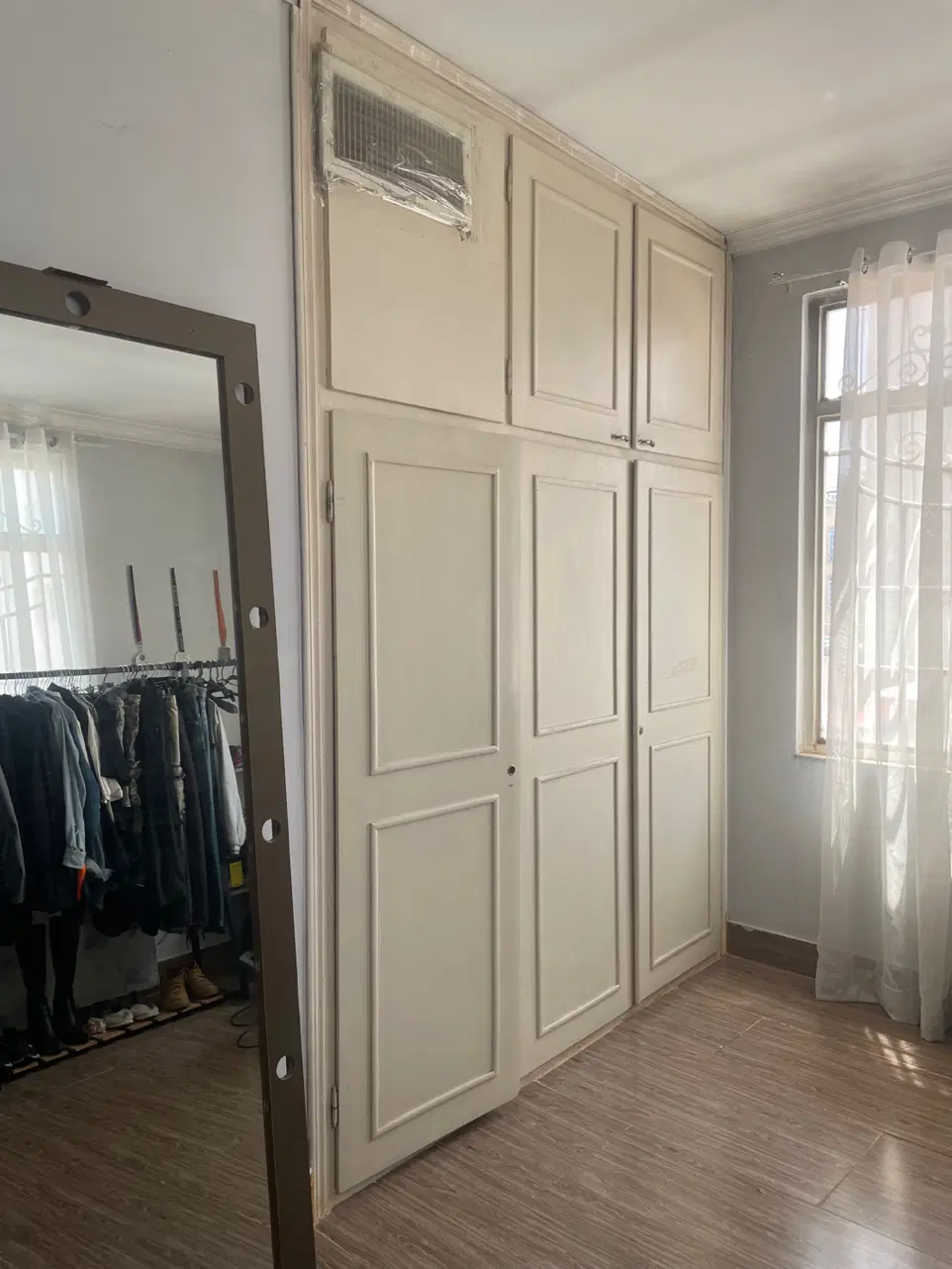 آپارتمان ۱۱۰ متری رهن و اجاره ، نورگیر و دلباز