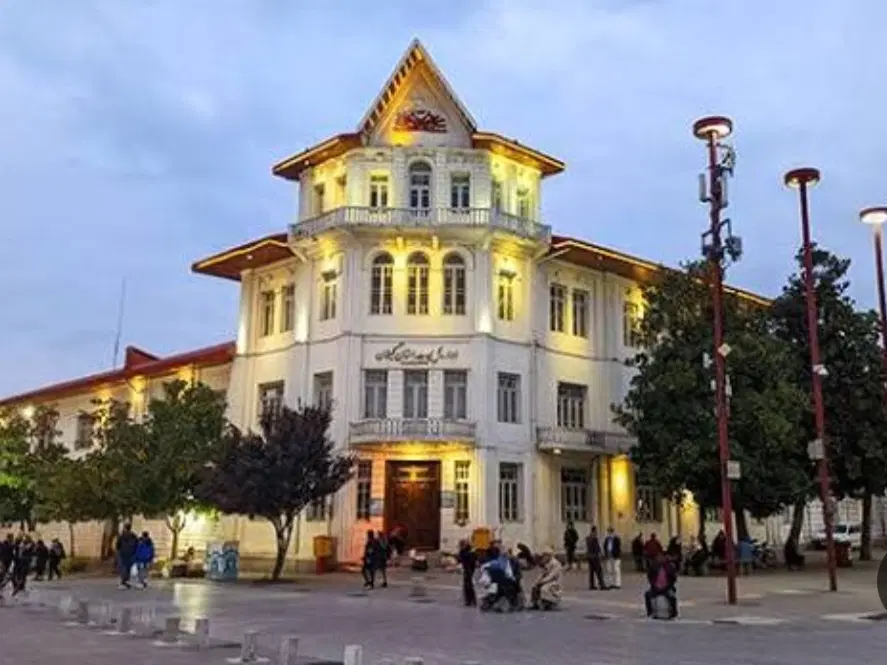 فروش یکجا ۳ طبقه ۳ واحد در شمال - رشت