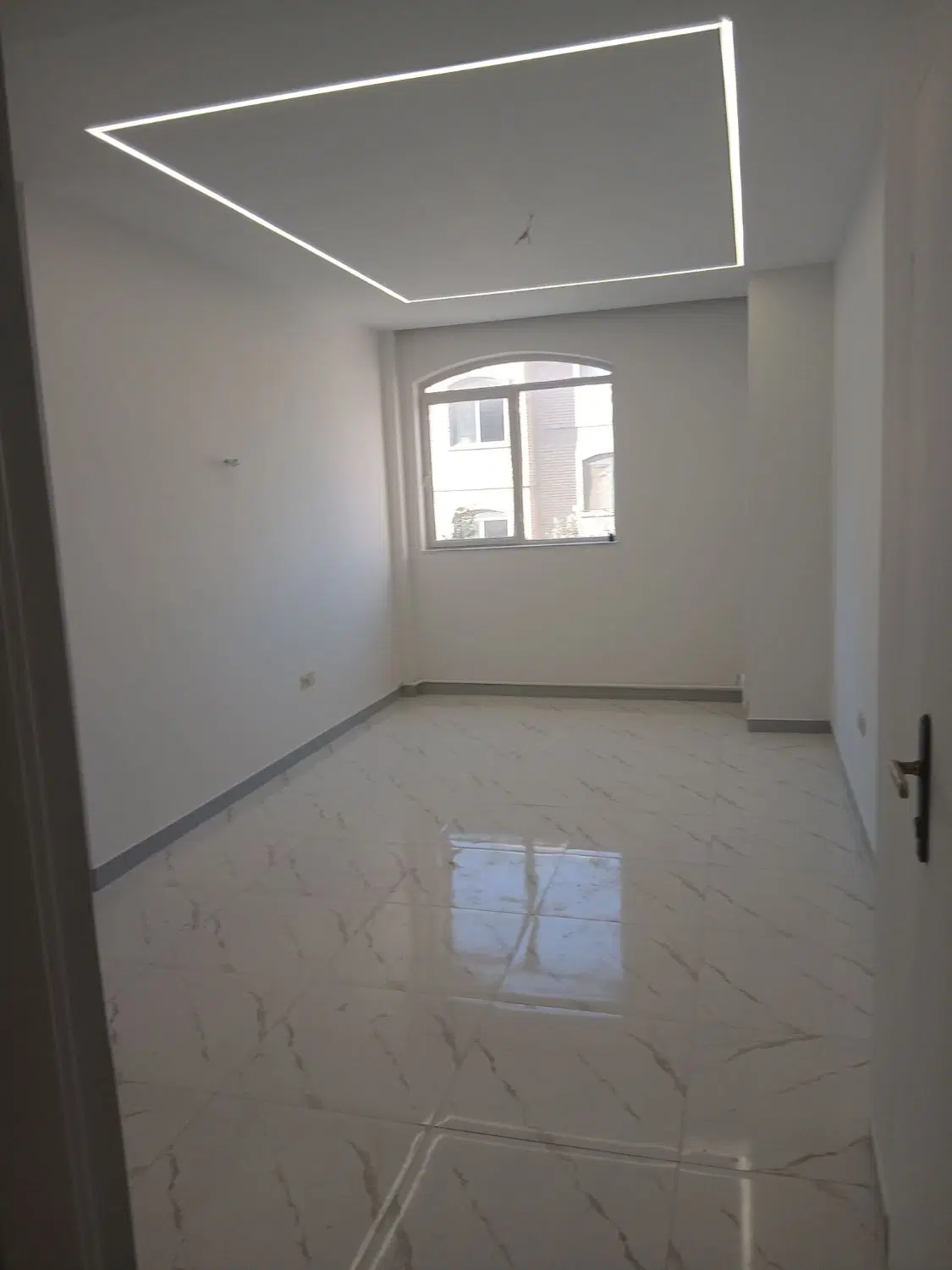 آپارتمان متراژ۴۷متر سندار