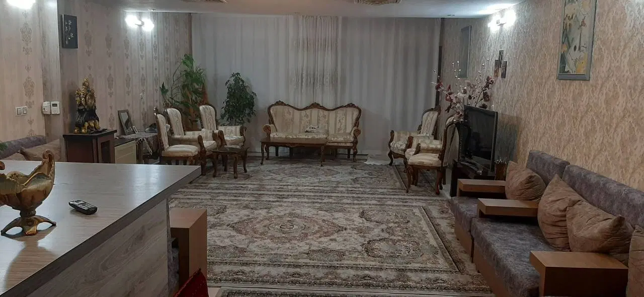 ۸۲ متر آپارتمان شخصی ساز، فول امکانات، امامت