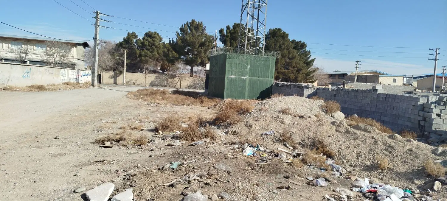 زمین دو نبش