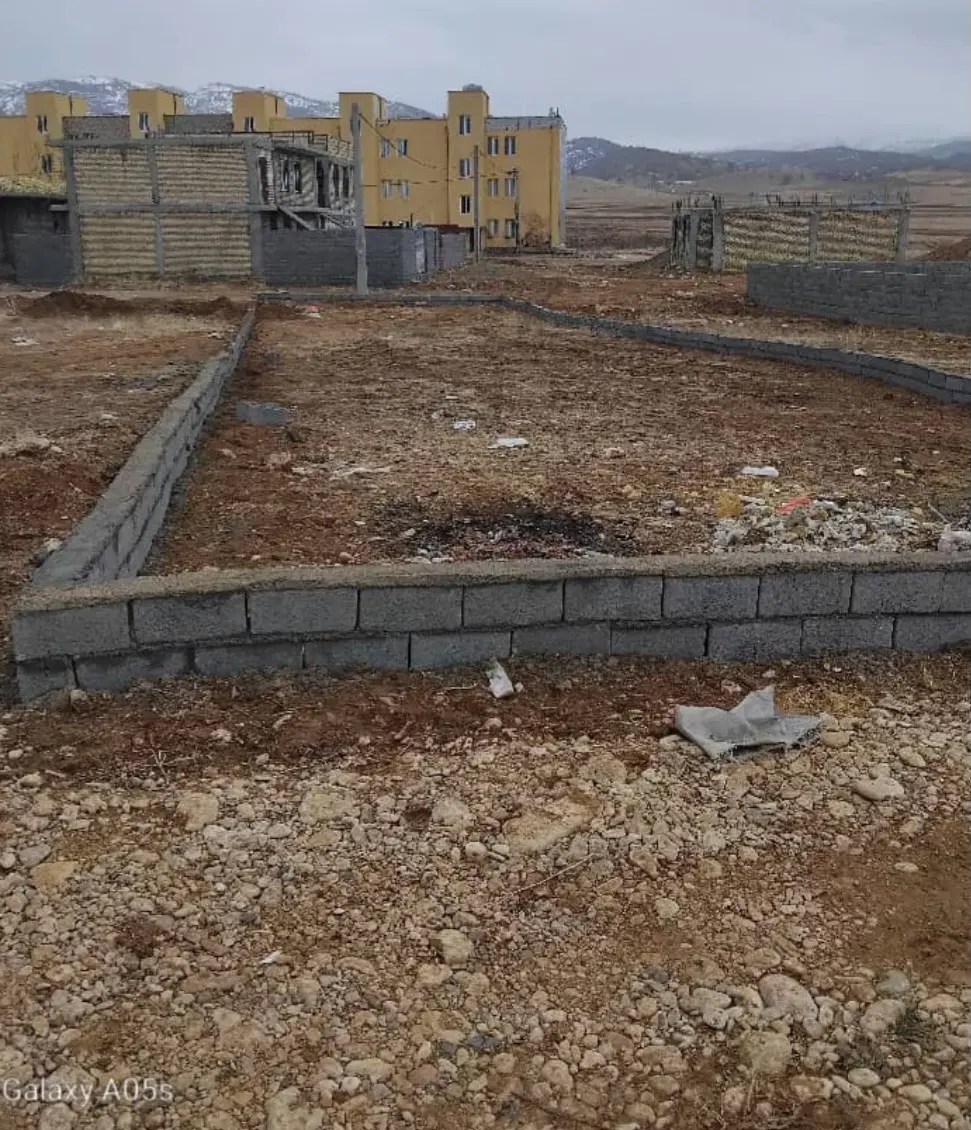 زمین سند و پروانه دار در یاسوج