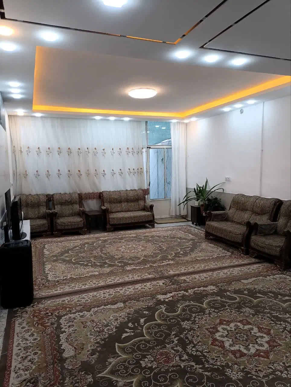 خانه ویلایی ۹۵ متری یزدانشهر