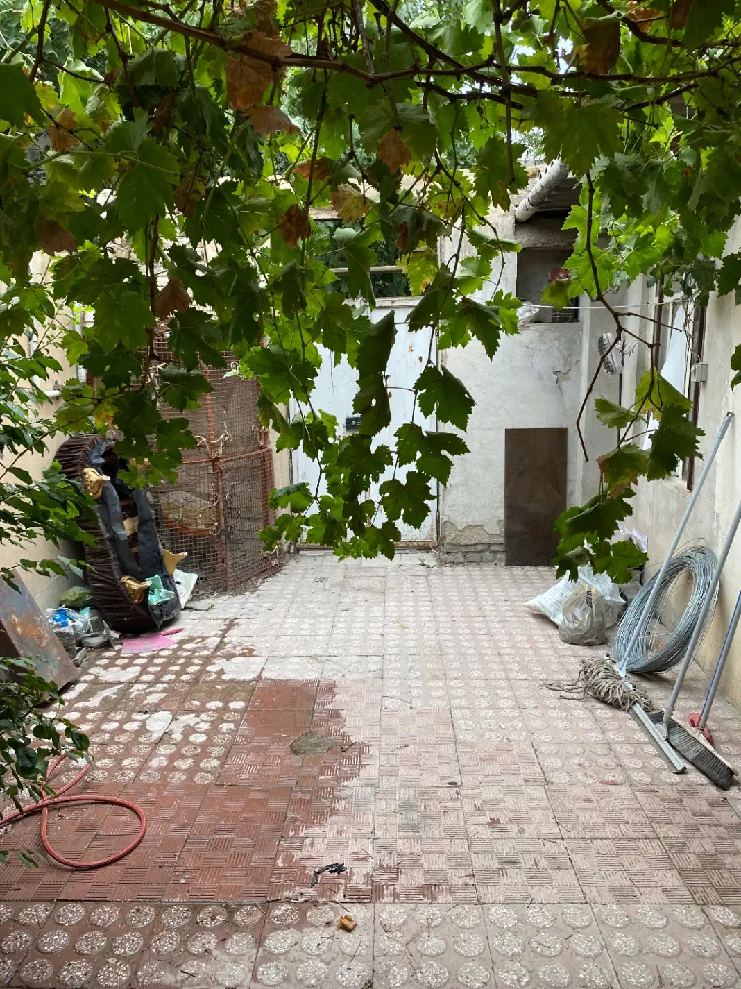 اجاره سوله ۲۰۰ متری بومهن خ محراب کوچه سارو