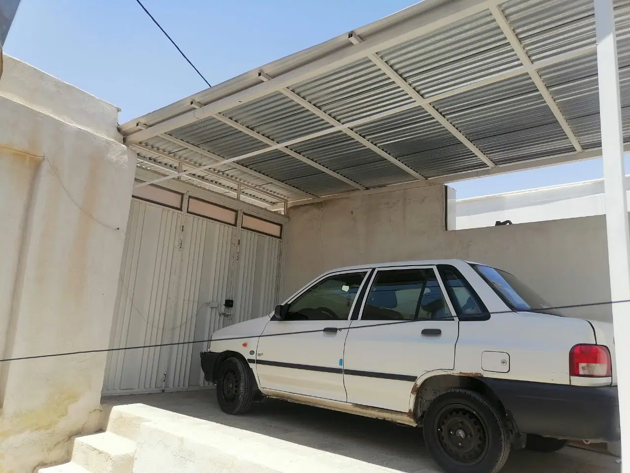 منزل مسکونی