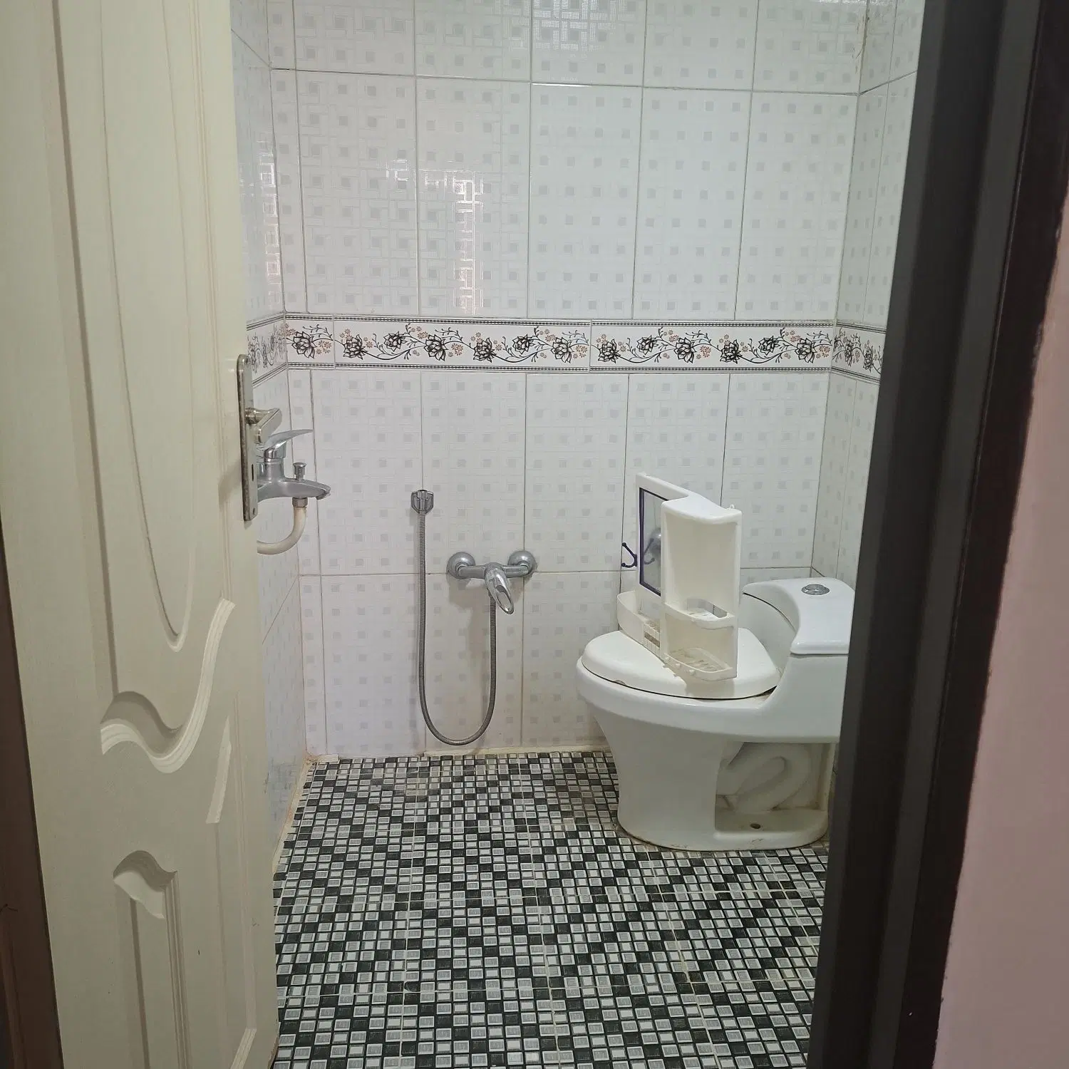 اجاره منزل مسکونی گلشهر نسترن ۵