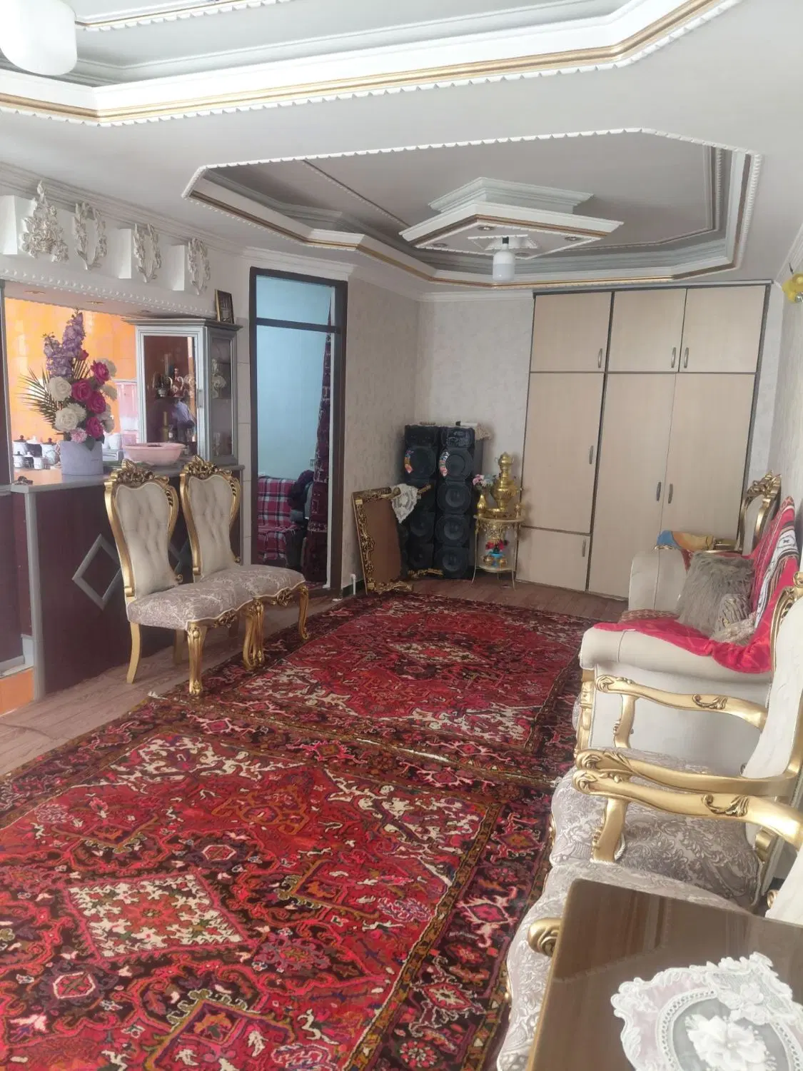 فروش یک دستگاه آپارتمان در عباسی کوی بهشتی