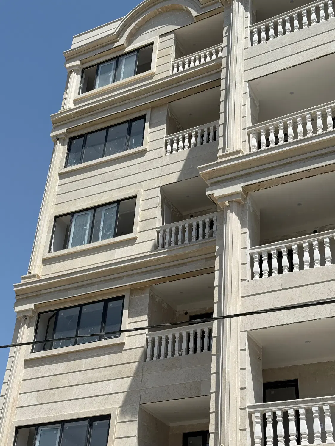 فروش واحد نوساز در تاپ لوکیشن واوان ۱۰۸ متری