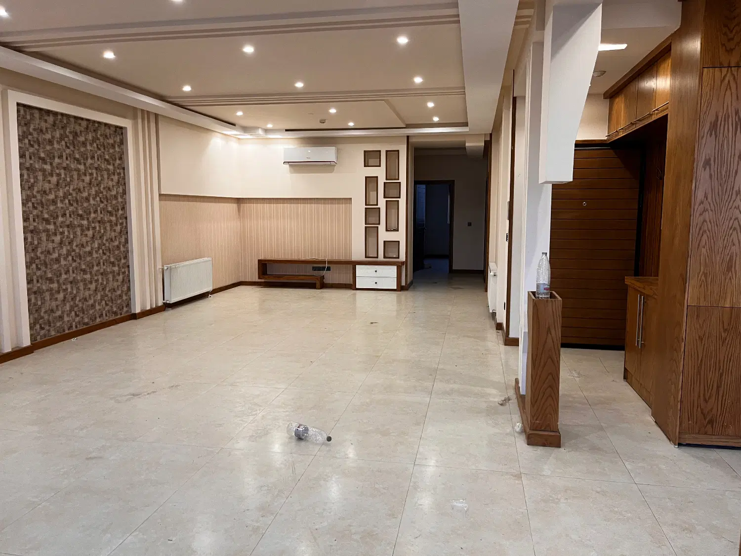 اجاره واحد ۱۸۰ متری فرامرز عباسی