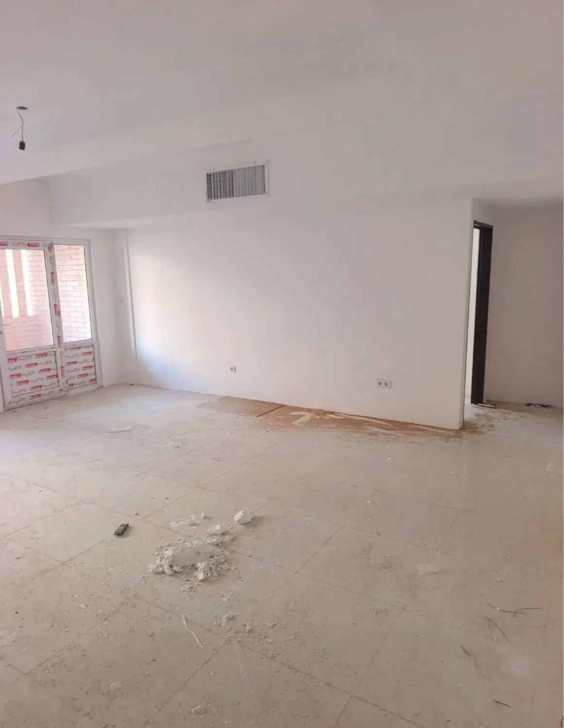 فروش آپارتمان ۹۳ متری گل گهر حیاط اختصاصی ۶۸ متری