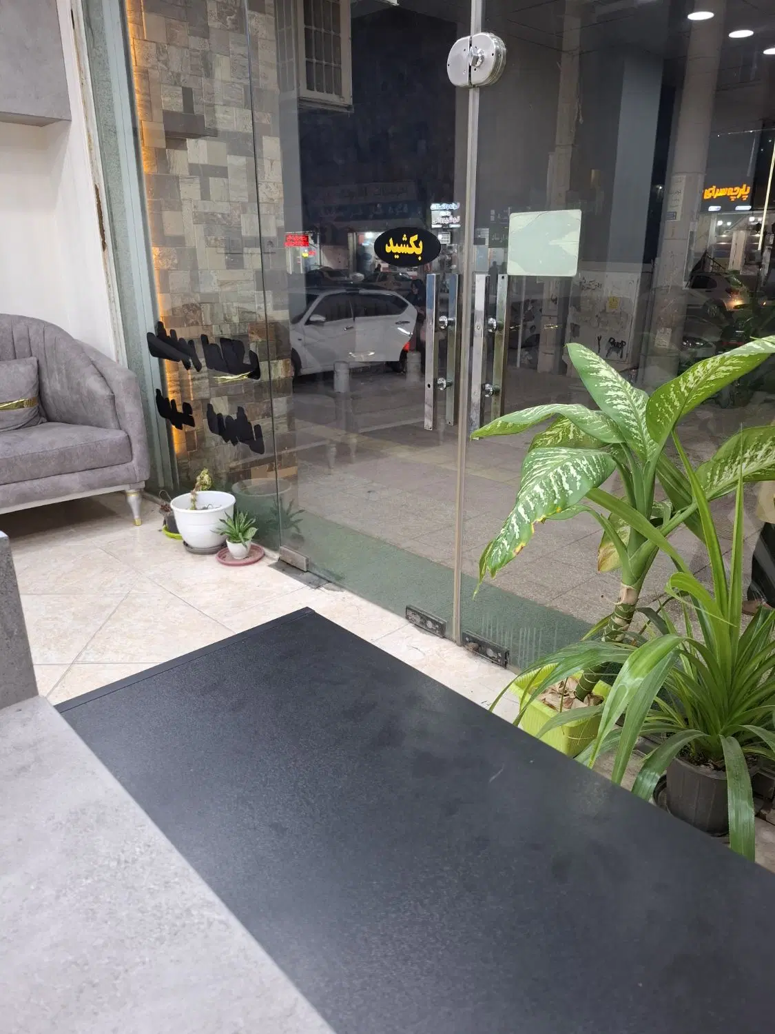 رهن و اجاره آپارتمان ۹۵ متری فرودگاه
