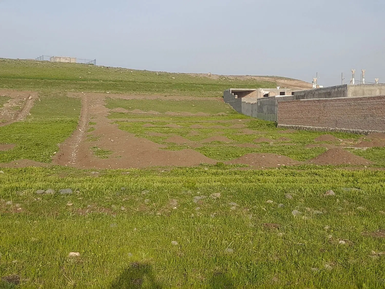 تعداد محدودزمین مسکونی ویلایی (اهر روستای آقاکندی)