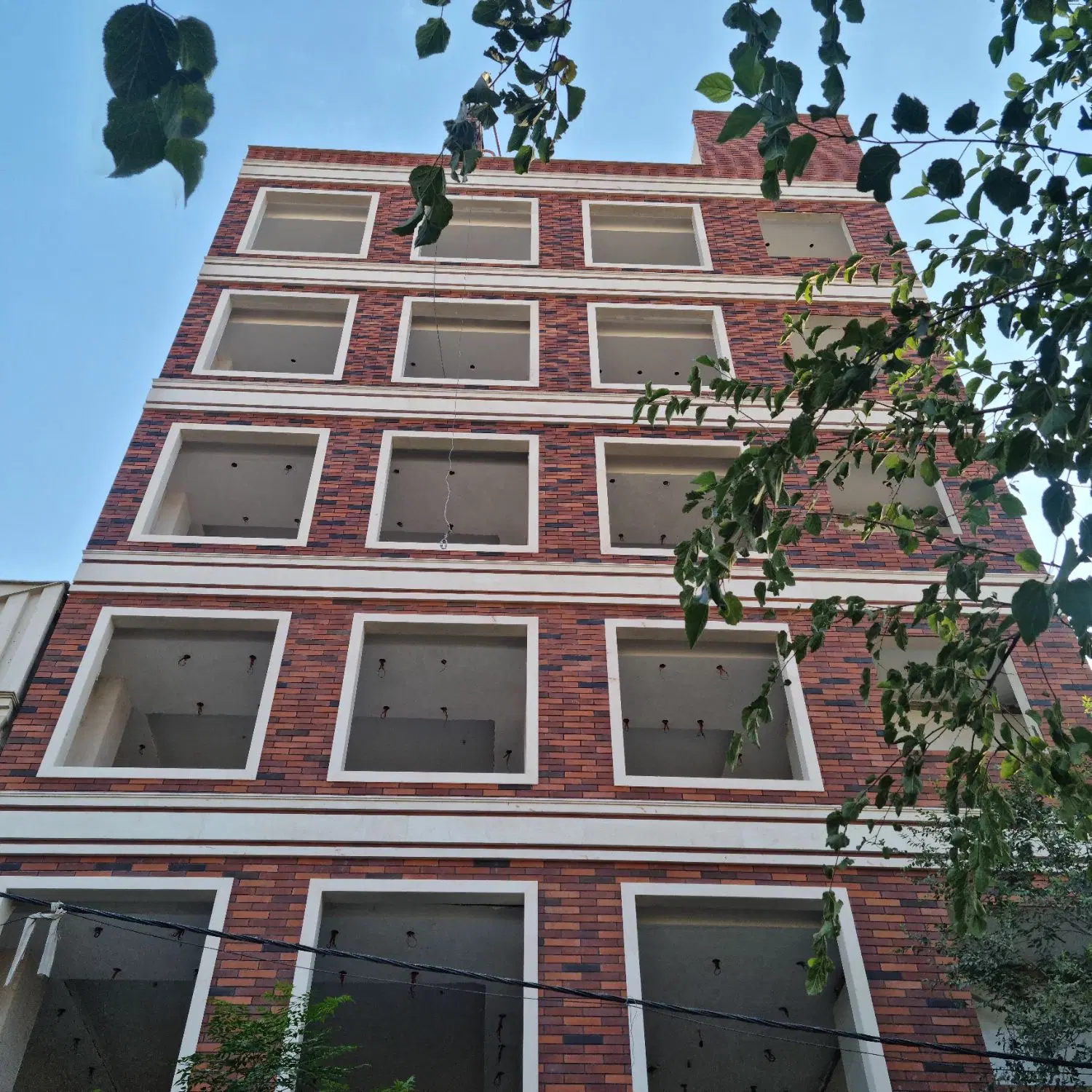 آپارتمان تاپ لوکیشن قرچک