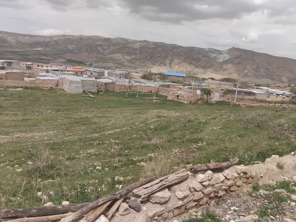 زمین در روستای سونتو (ماهنشان)