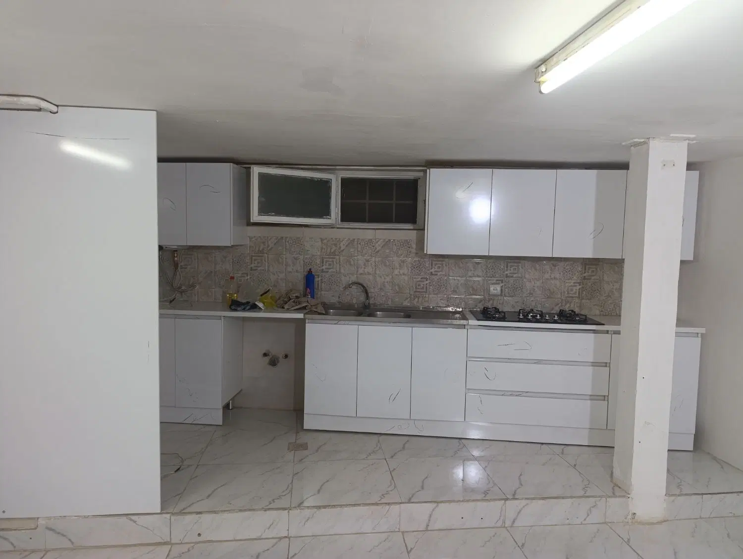 فروش خانه دربست پارکینگ دار طالقانی