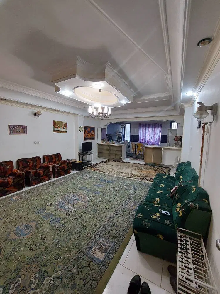 فروش ویلای شهری در مهرگان