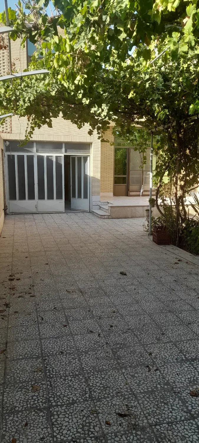منزل دربست یک طبقه 2خواب