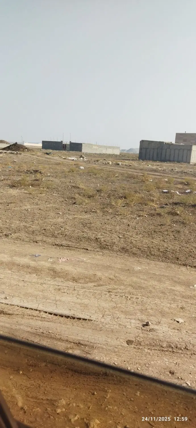 زمین ۴۳۲متر