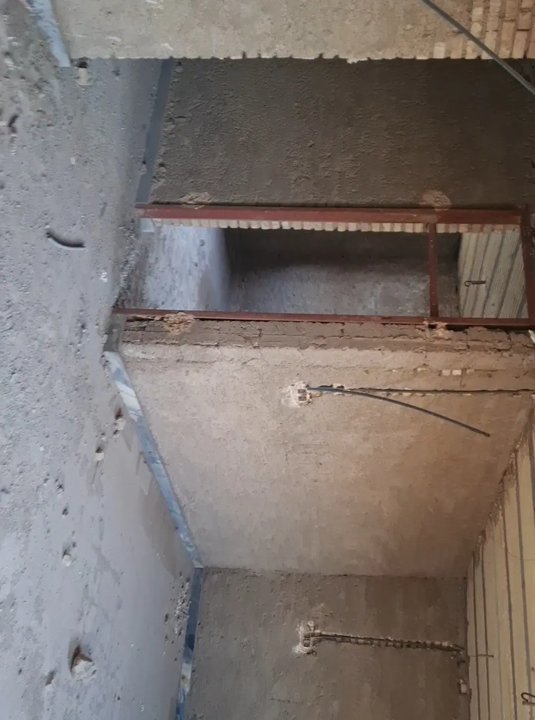ویلایی ۱۸۰ متری                 3_200_000_000