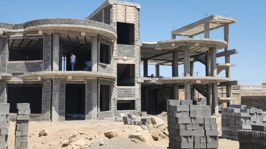زمین زاهدان ،آخر خیابان دانشگاه