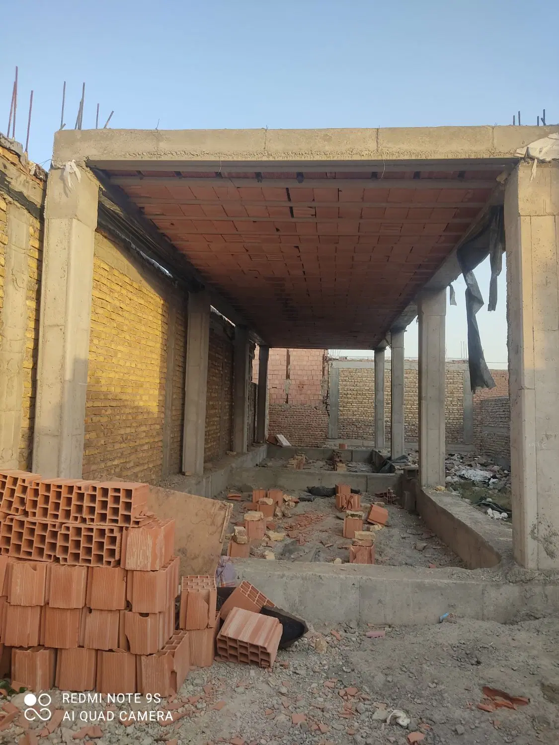 فروش ملک نیمه ساز بعثت 28
