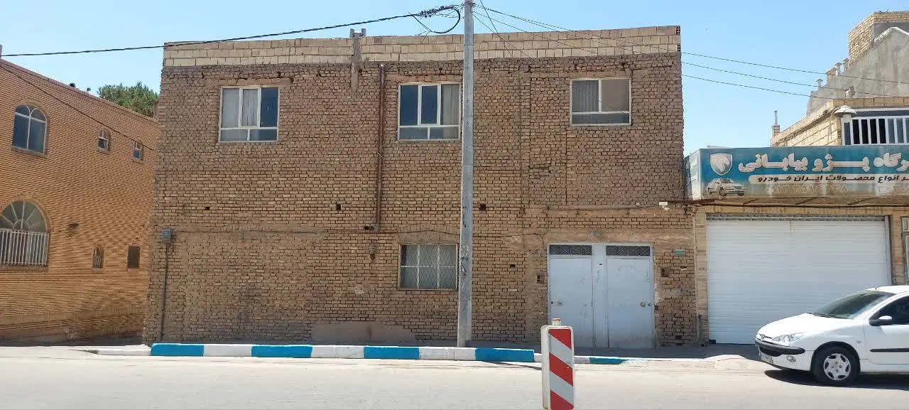 منزل مسکونی تیراهنی