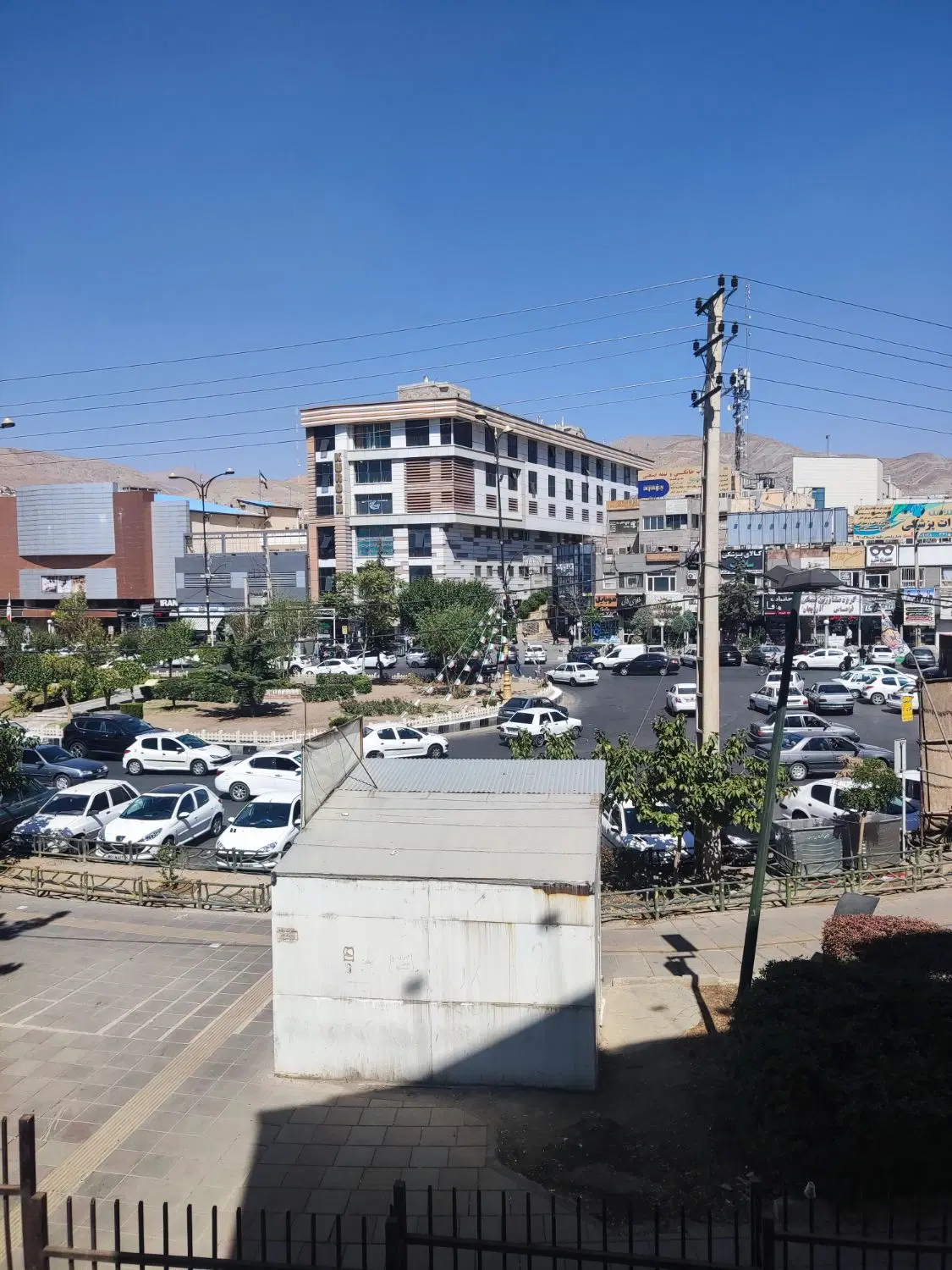 ۶۶ متری میدان عدالت اداری تجاری