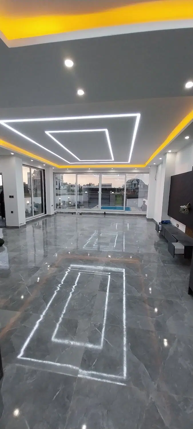 فروش ویلای لوکس استخردار در نوشهر شهرک بارمان