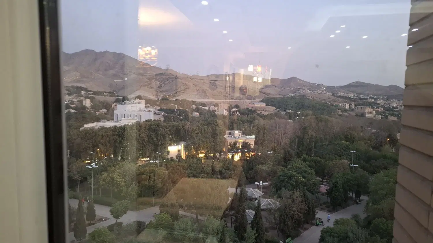 ۱۱۰ متری ۲۰ متر تراس اضافه سندتک برگ با ویو