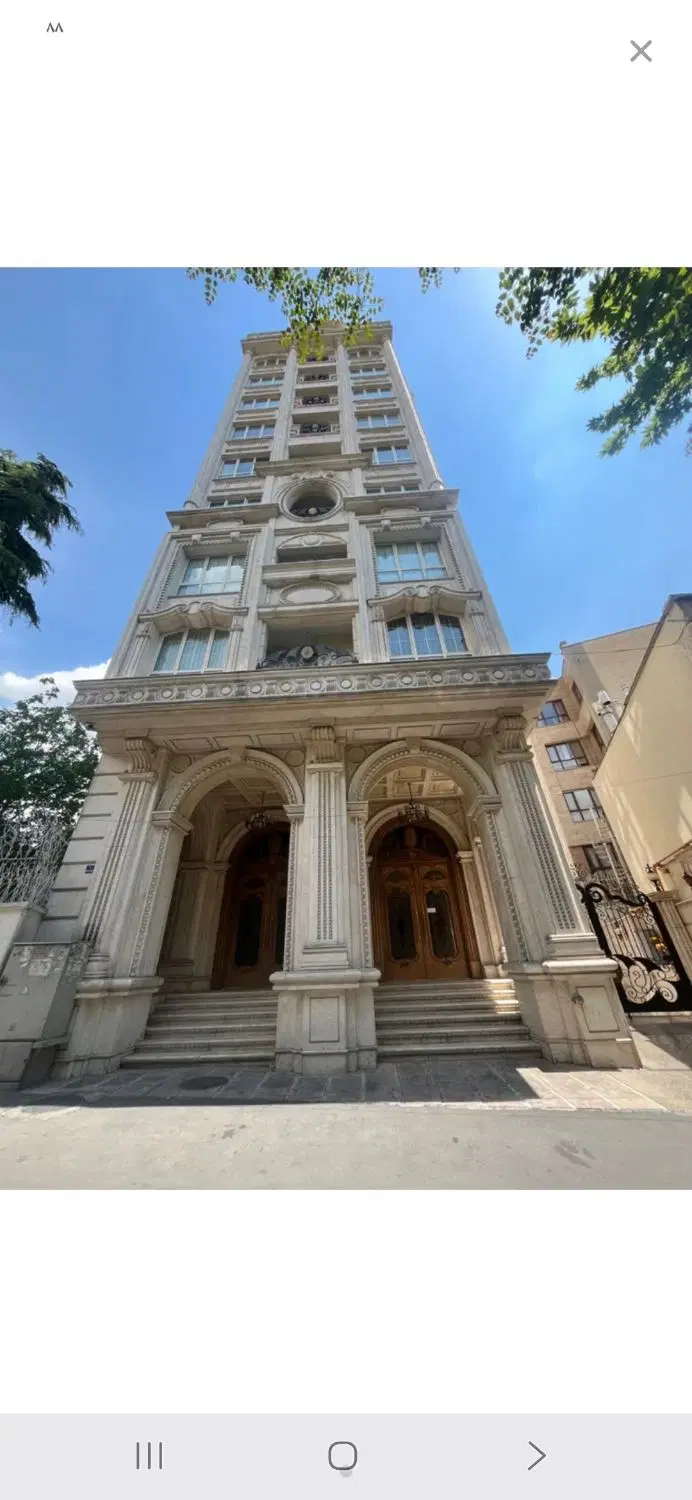 نیاوران ۱۶۰متر ۳خواب غرق نور تراس قابل چیدمان