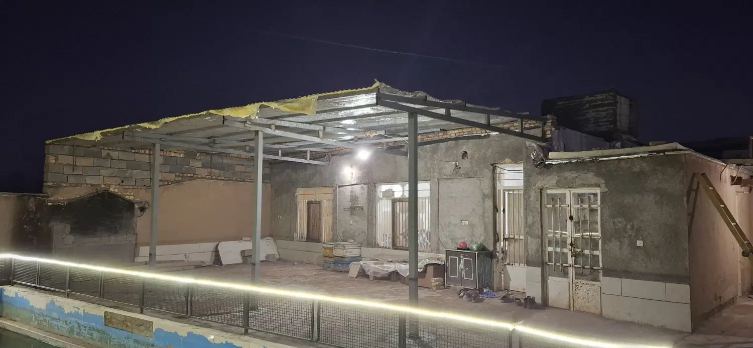 فروش باغ ۲۰۰۰ متری