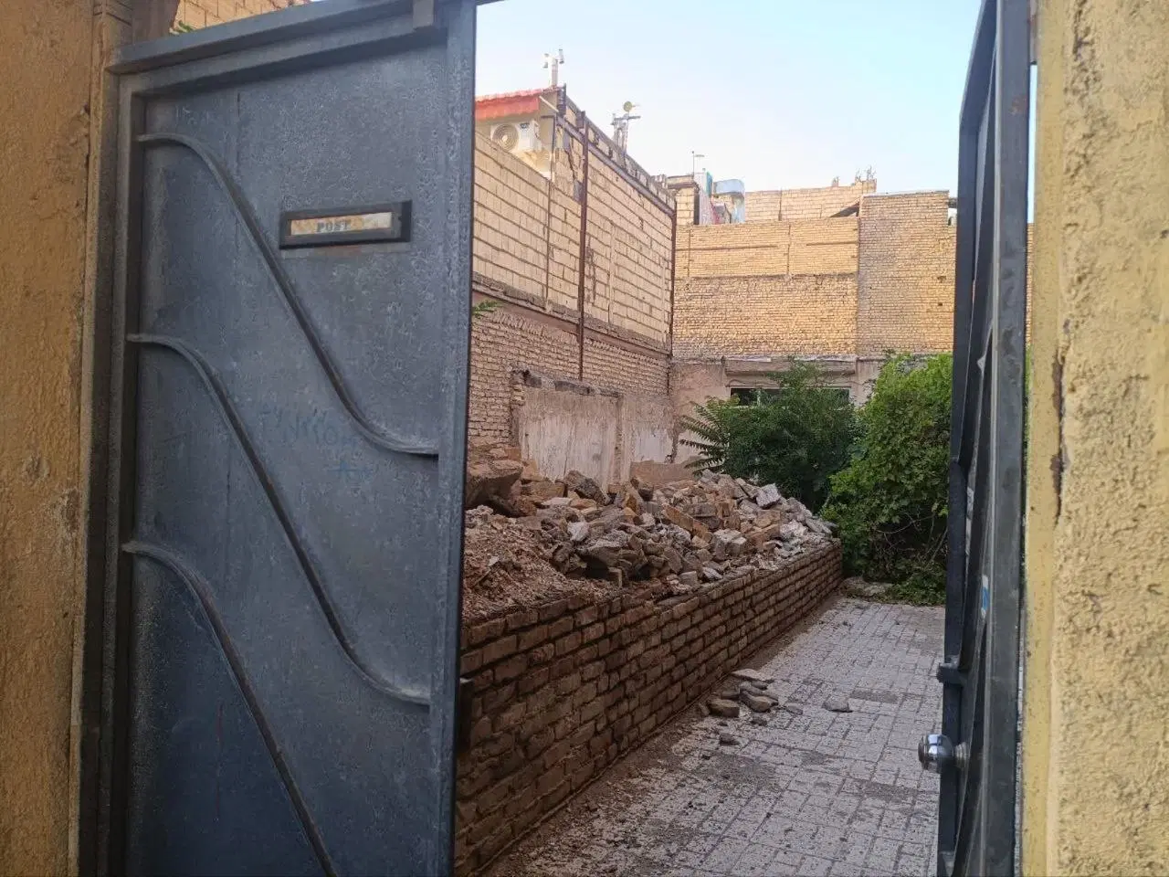 زمین تجاری مسکونی ۲۶۹متری با۷ سقف محمدآباد