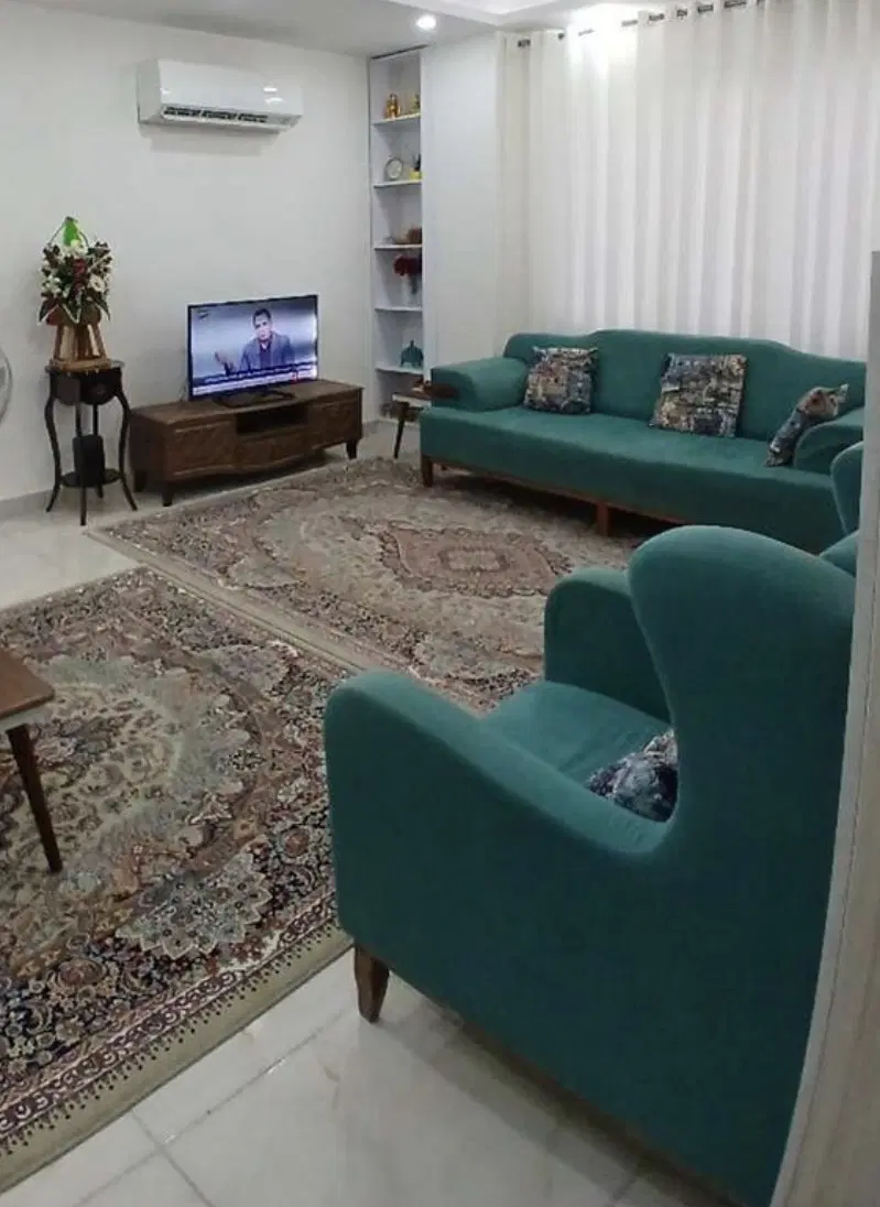 ۷۰ متری ، دو خوابه ، تک واحدی ، حیاط دار ، مجیدیه