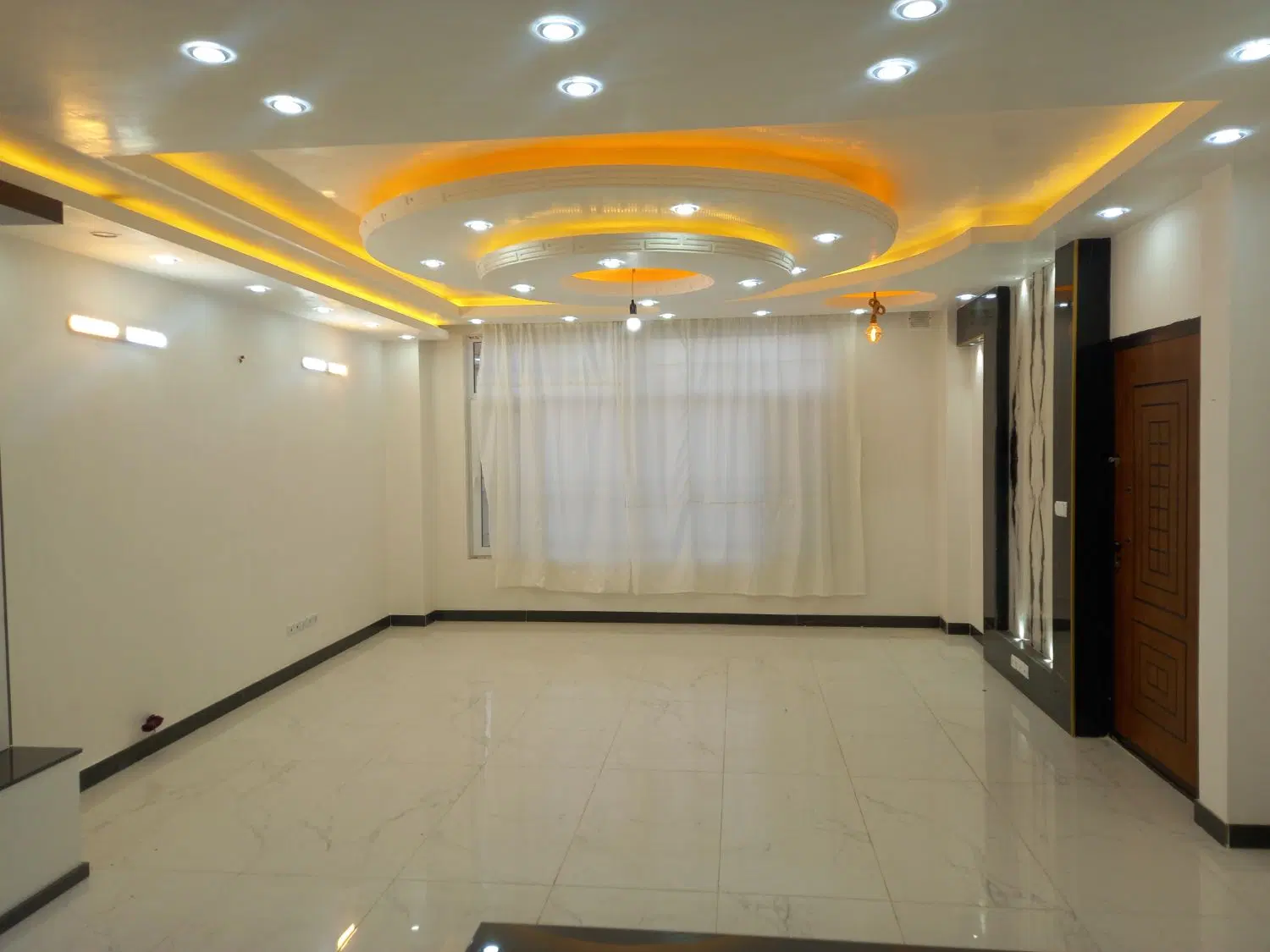 خانه ویلایی یک طبقه دربست
