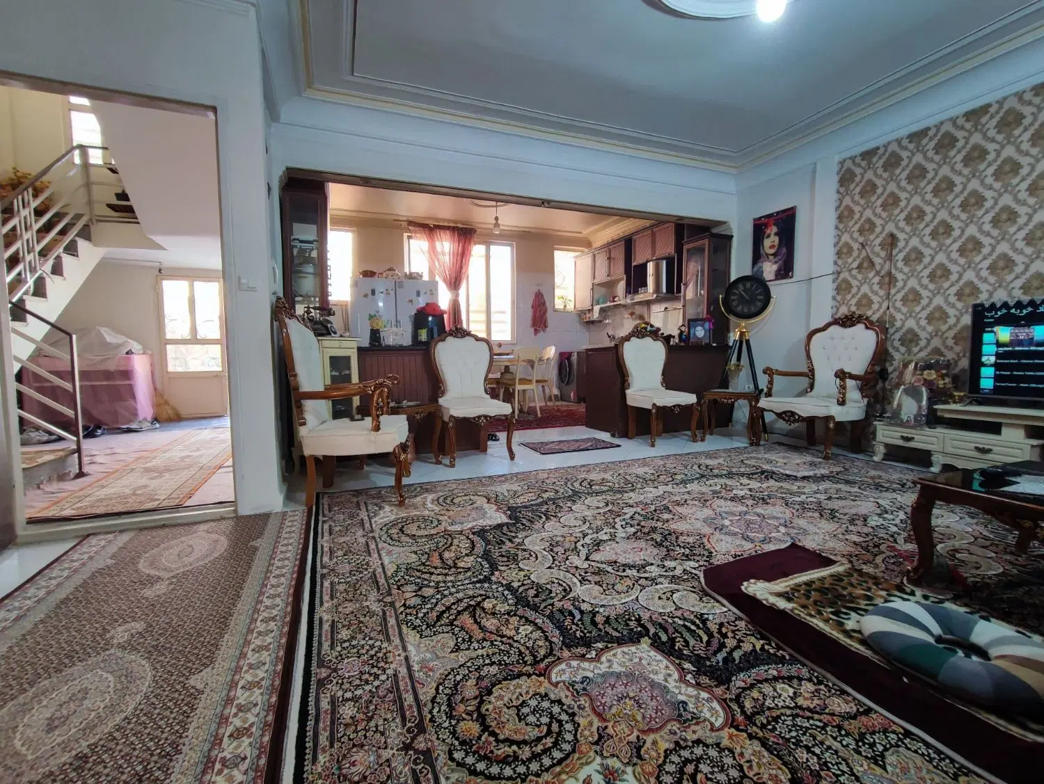 ویلایی دوطبقه ۱۶۰متر زمین ۲۵۰متربنا در گاوخانه