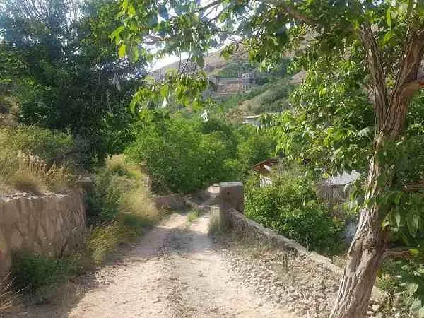 ۳۱۰ متر باغچه نمیر رودهن