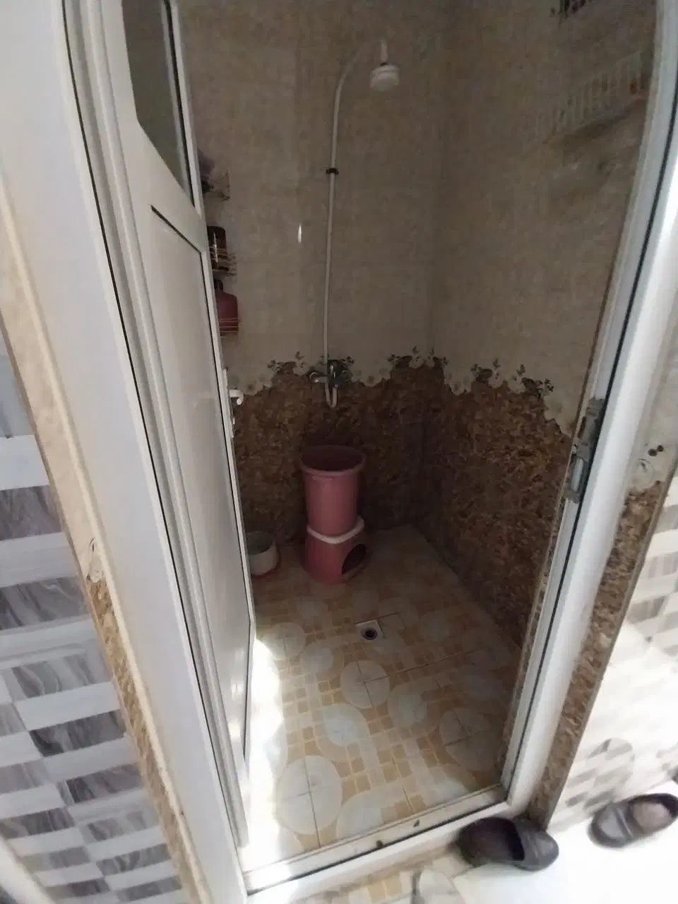 خانه ویلایی 2 طبقه ، نادری
