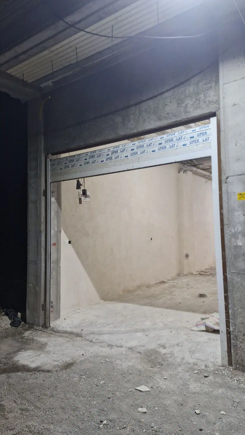 مغازه تجاری 150 متری