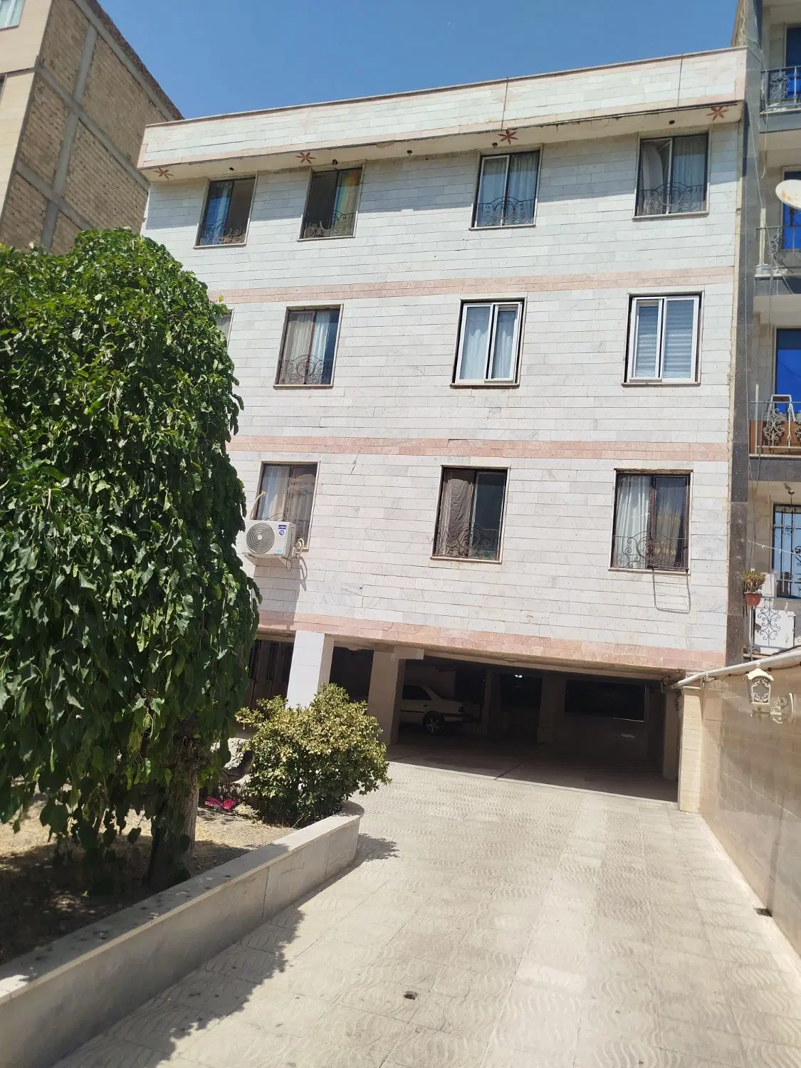 ۸۵ متری شاهین ویلا