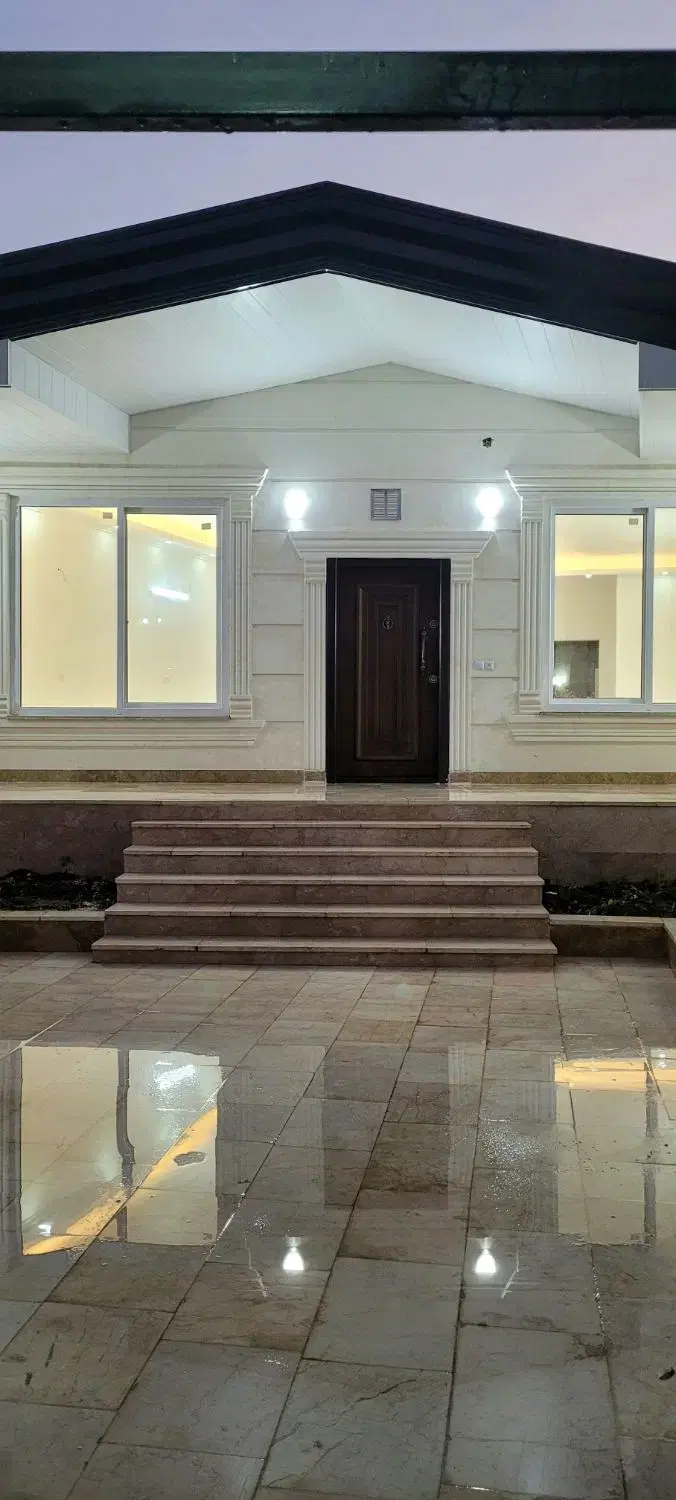 ویلایی ۲۰۰ متری حاشیه خیابان اصلی کلاگرمحله
