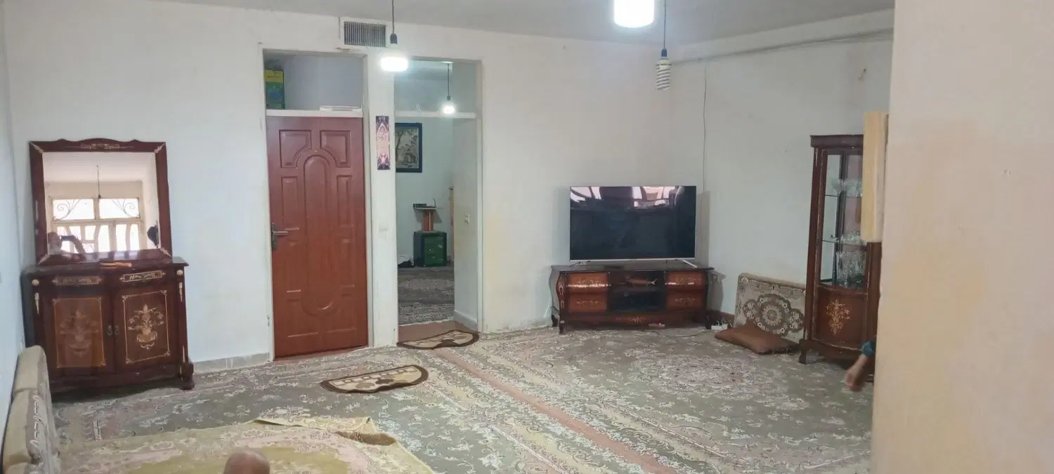 رهن و اجاره خانه ویلایی 120متری
