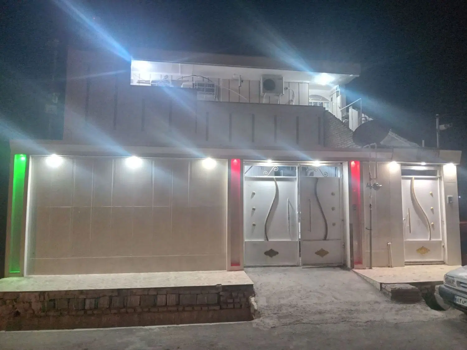 خانه نوساز ۱۵۰متری طبقه هم کف دوکوهه معاوضه وفروش