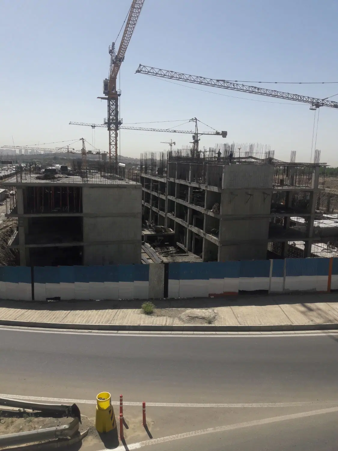 اپارتمان ۱۳۰متری پهنه طبیعت