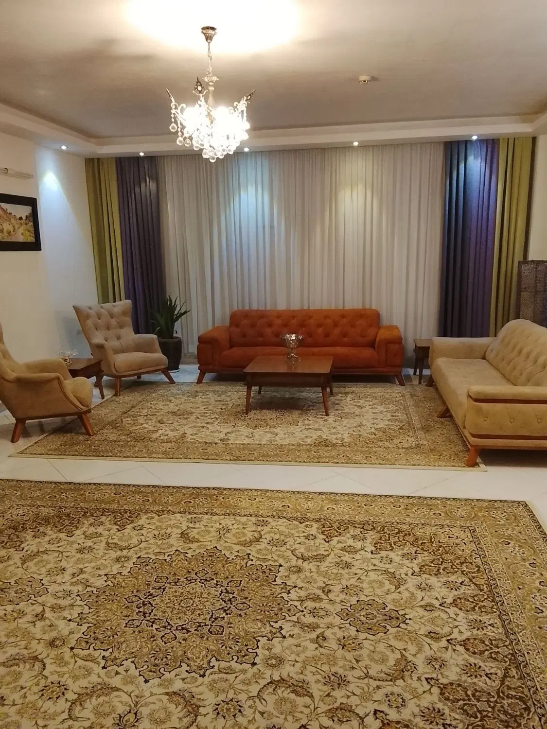 اجاره آپارتمان ۱۰۵ متری دوخوابه خوش نقشه دو نبش