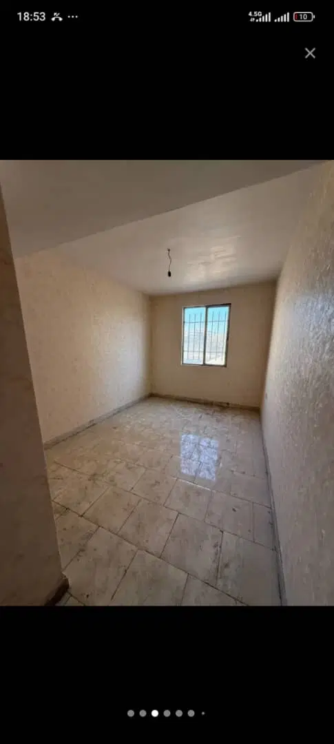اپارتمان ۸۰ متر غرق نور