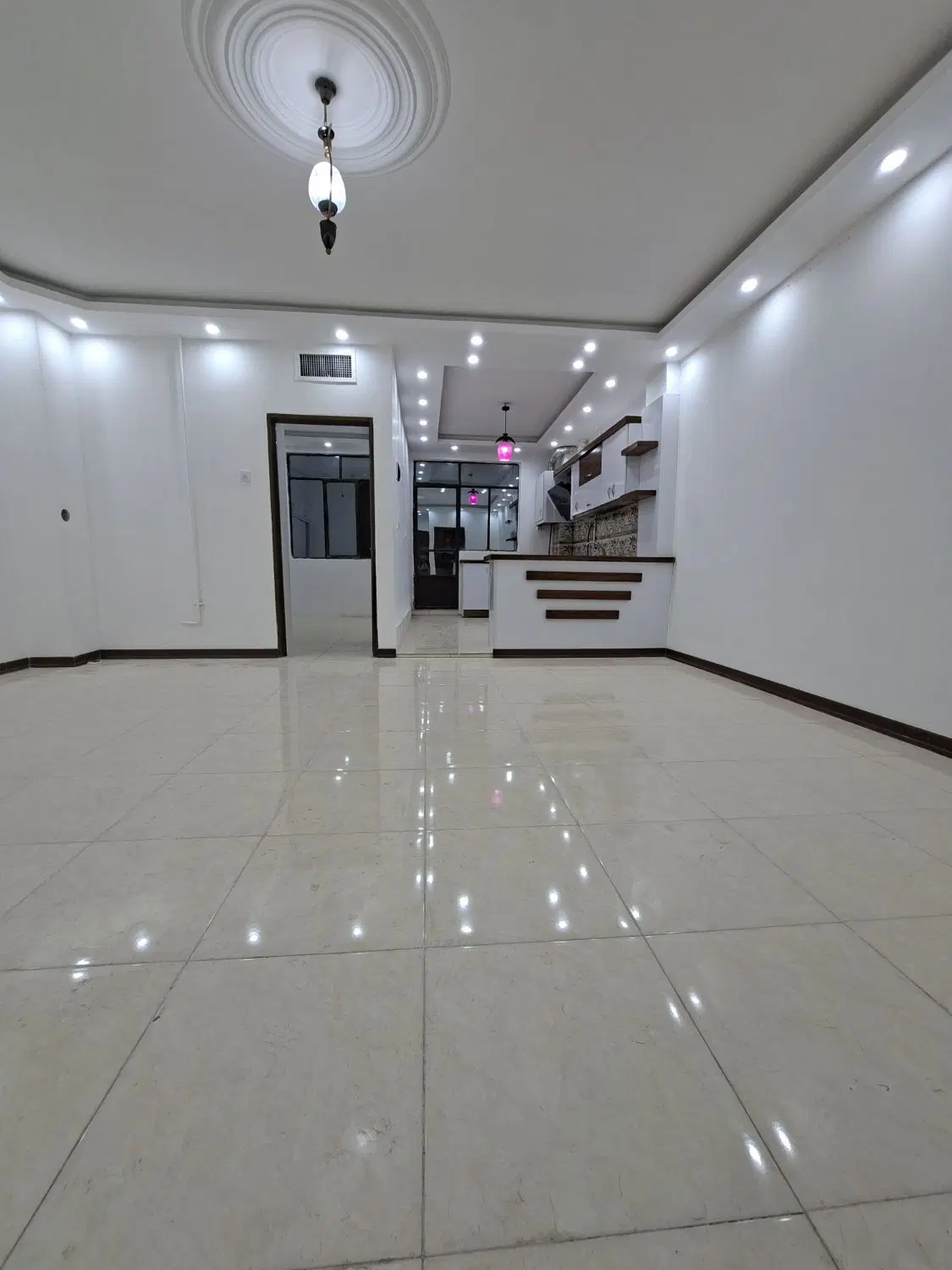 اپارتمان شیک ۸۵ متری