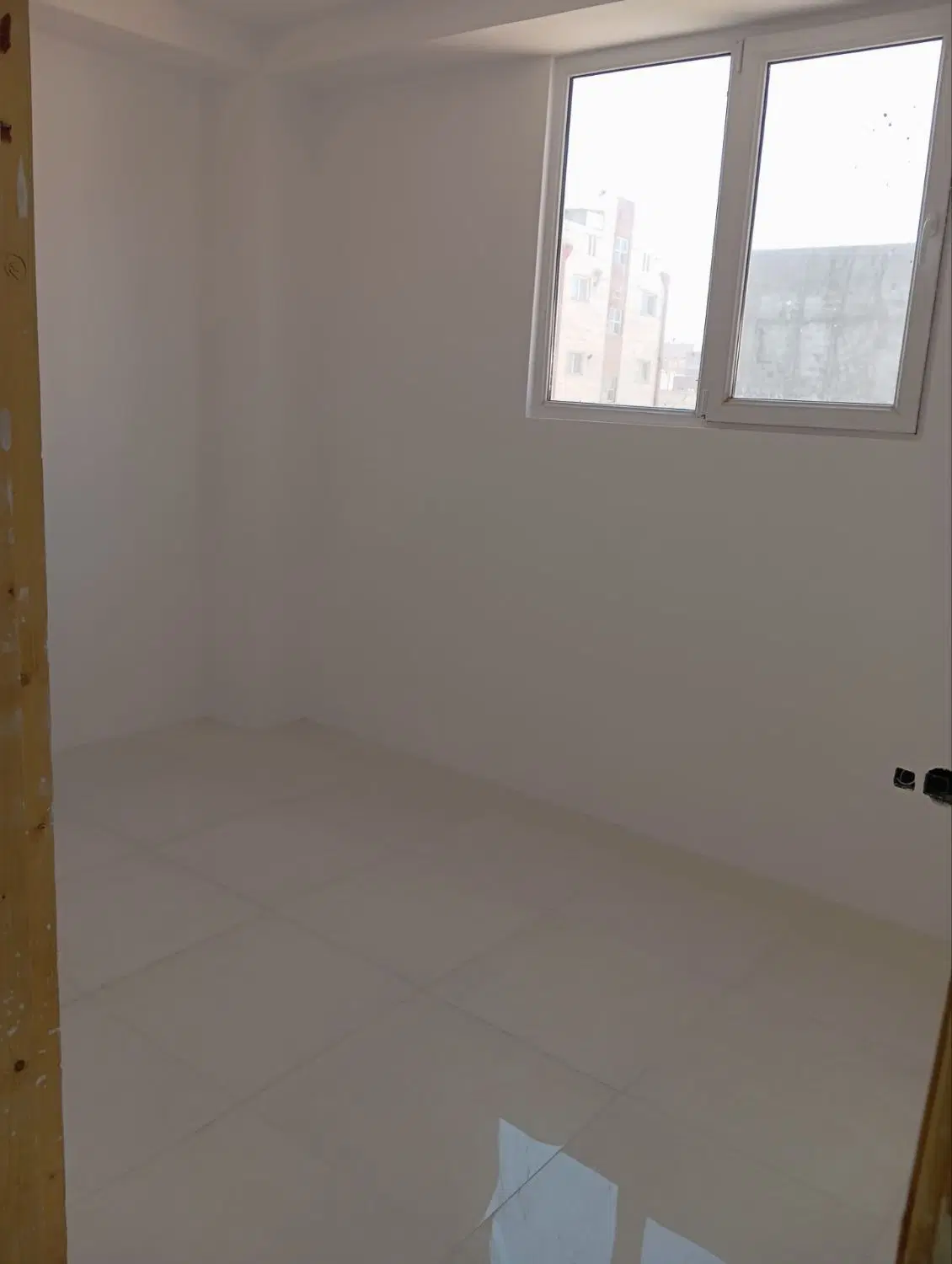 واحد 95 متری تک واحدی